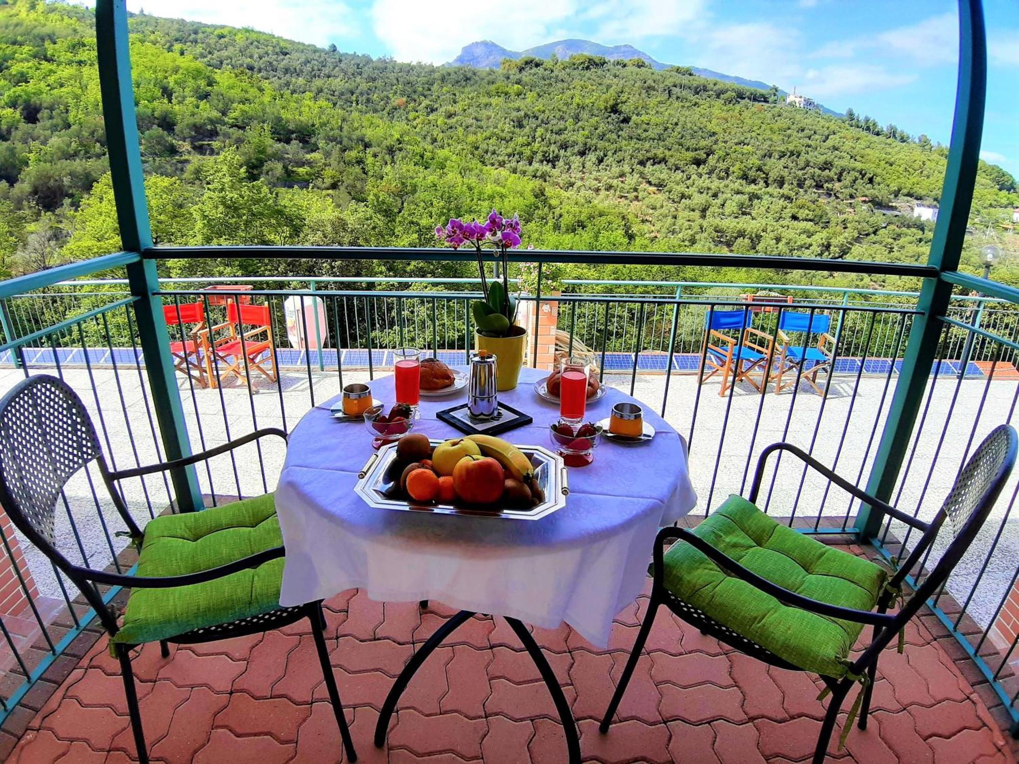 Agriturismo Monte Acuto - Natura, Mare & Relax In Piscina Toirano Cameră foto